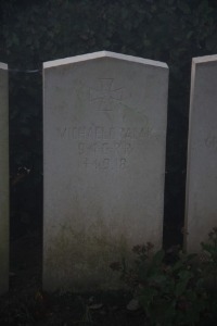 Aubigny Communal Cemetery Extension - Garlak, M